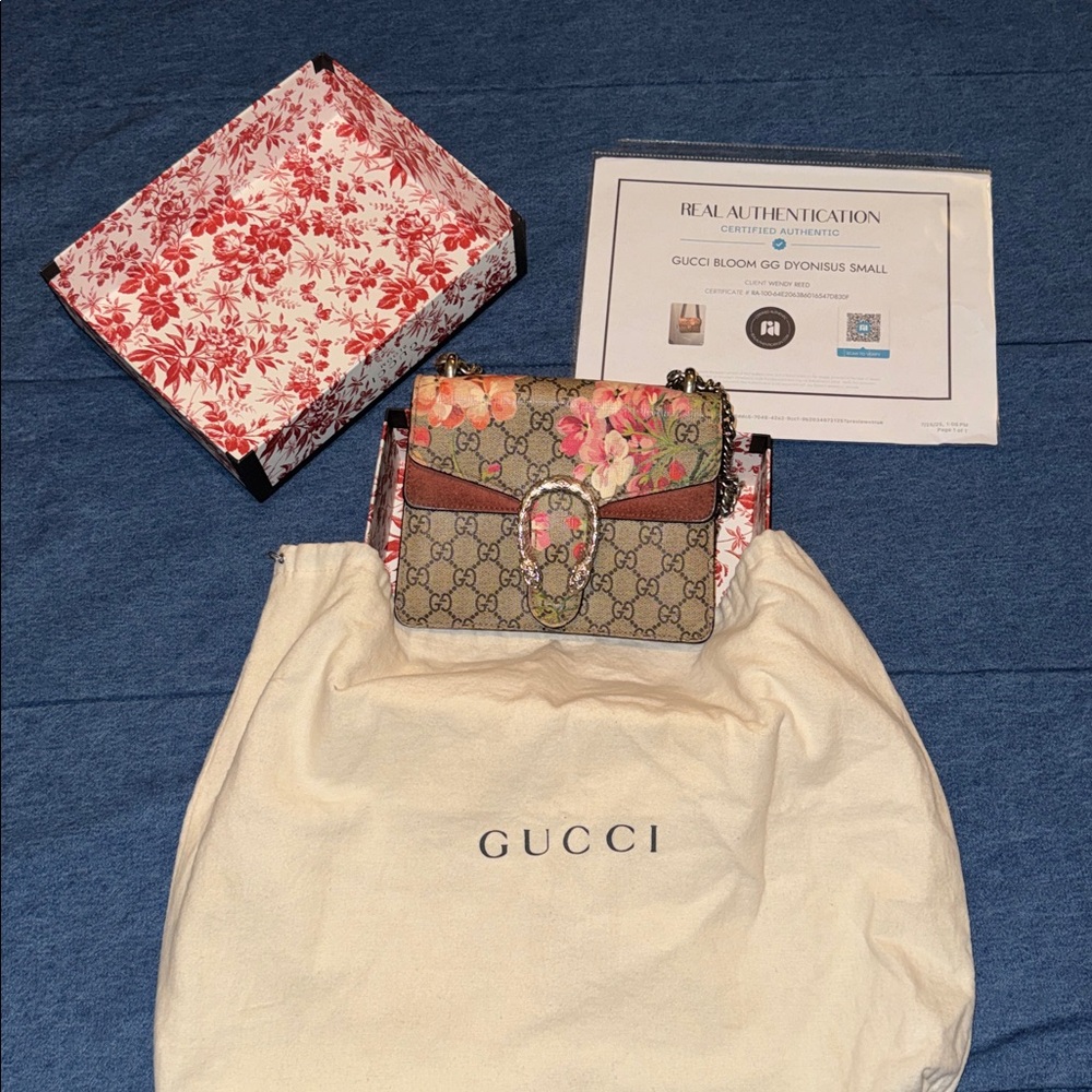 Gucci Beige and Red Floral Shoulder Bag, GUC, Gucci Dust Bag, Box & COA - Picture 12 of 12